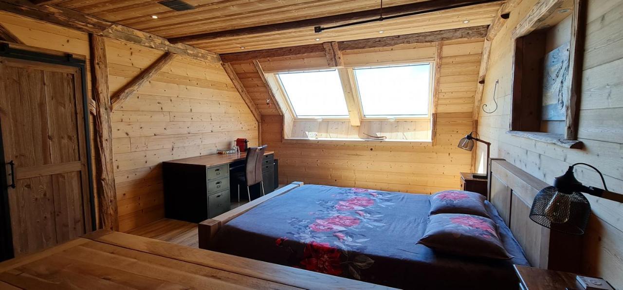 Chambres D'Hotes Le Repere Des Anges Et Spa Larnod Екстер'єр фото