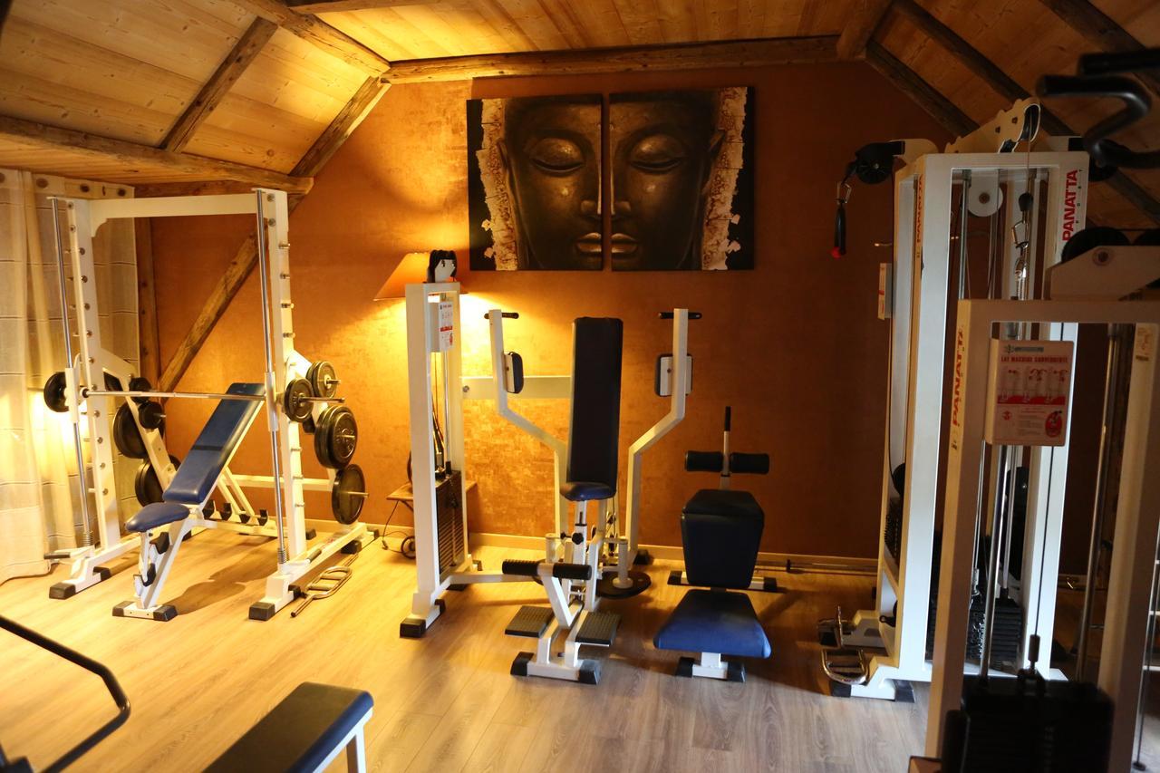 Chambres D'Hotes Le Repere Des Anges Et Spa Larnod Екстер'єр фото